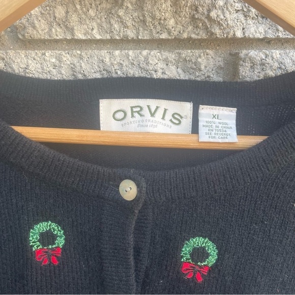 Vintage Orvis Women's Black Wool Christmas Wreath Cardigan Sweater XL - Picture 7 of 7